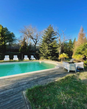 Villa au milieu des pins - Domaine Temali